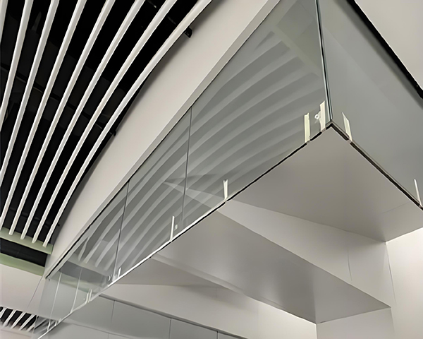 秦安玻璃秦安挡烟垂壁