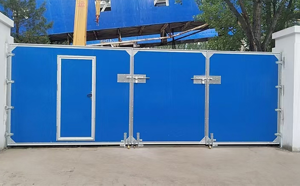 秦安工业平开门