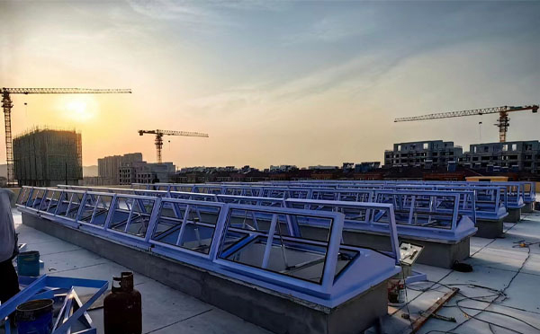 消防秦安排烟窗工作原理