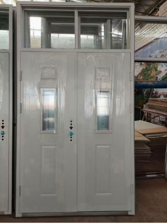 秦安学校教室门